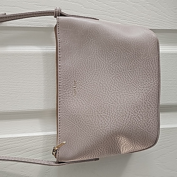 Mat & Nat Vegan Leather shoulder bag - Picture 2 of 3